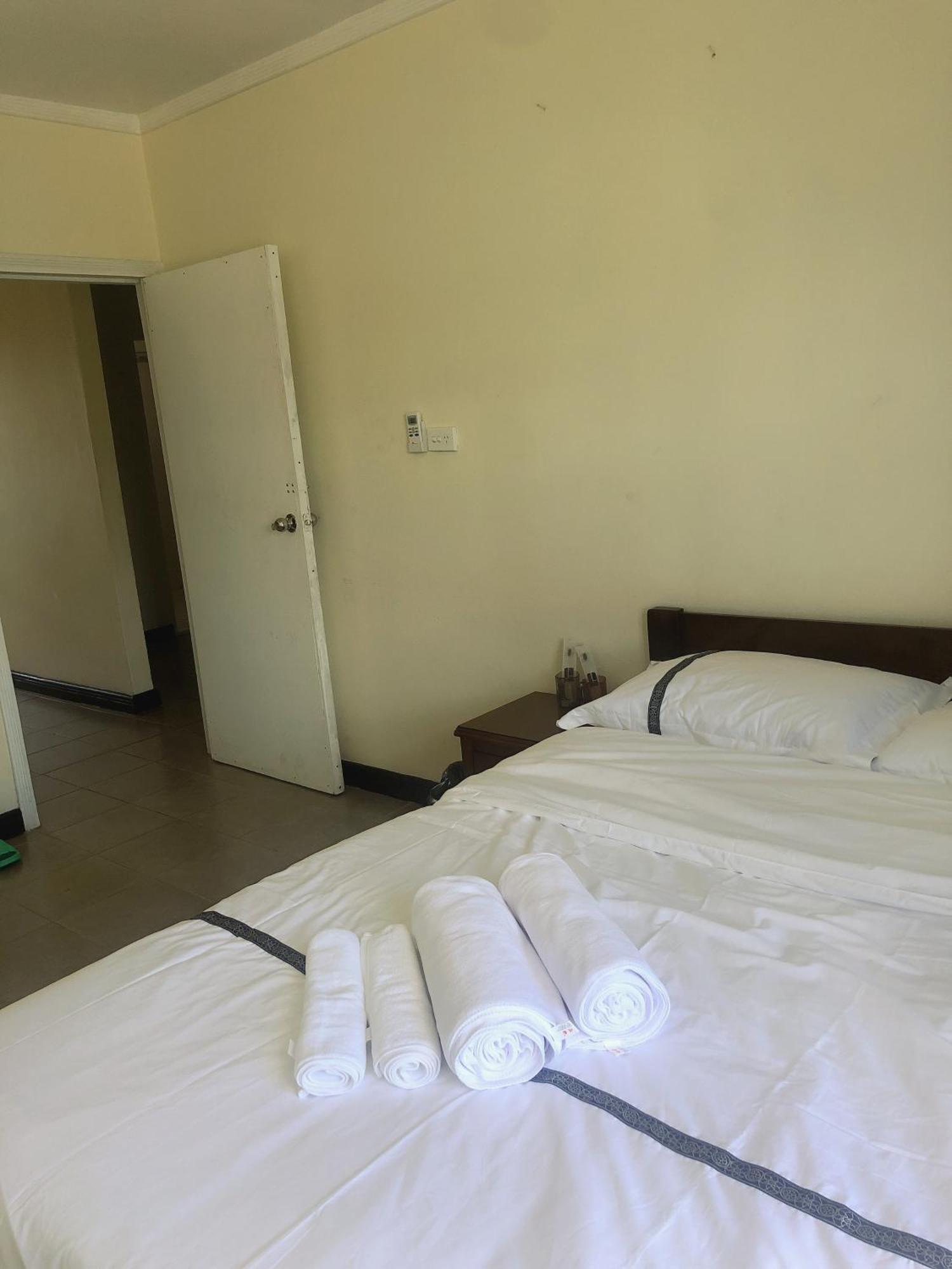 Cc Airport Rooms Nadi Exterior foto
